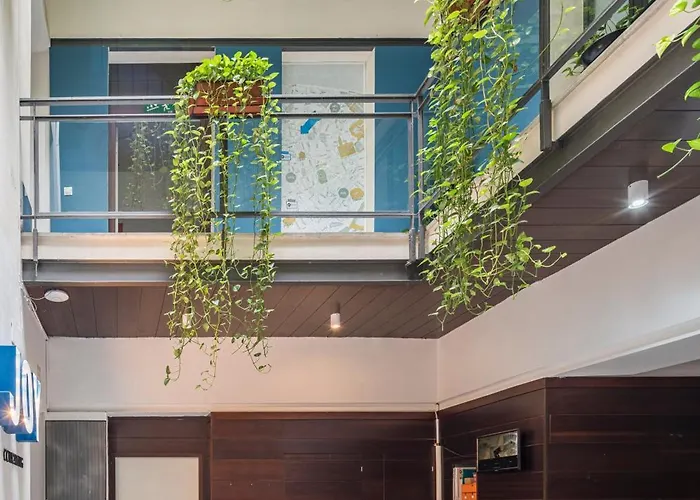 Joy Setas Coworking Hostal