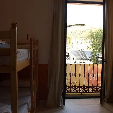Vandrarhem Joy Setas Coworking Sevilla